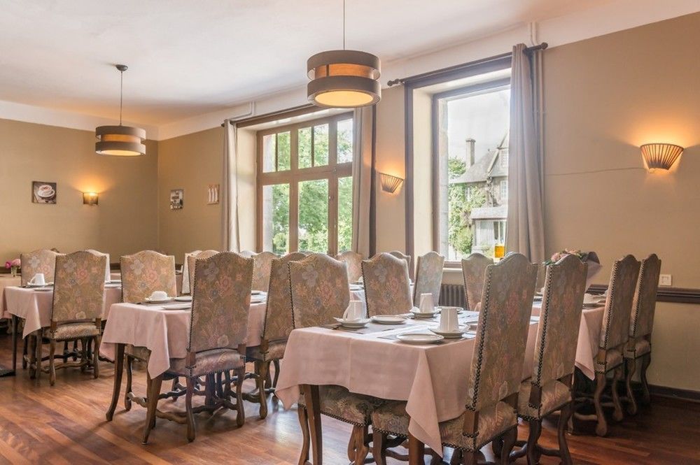 Hotel Restaurant Du Lac Combourg Exteriér fotografie