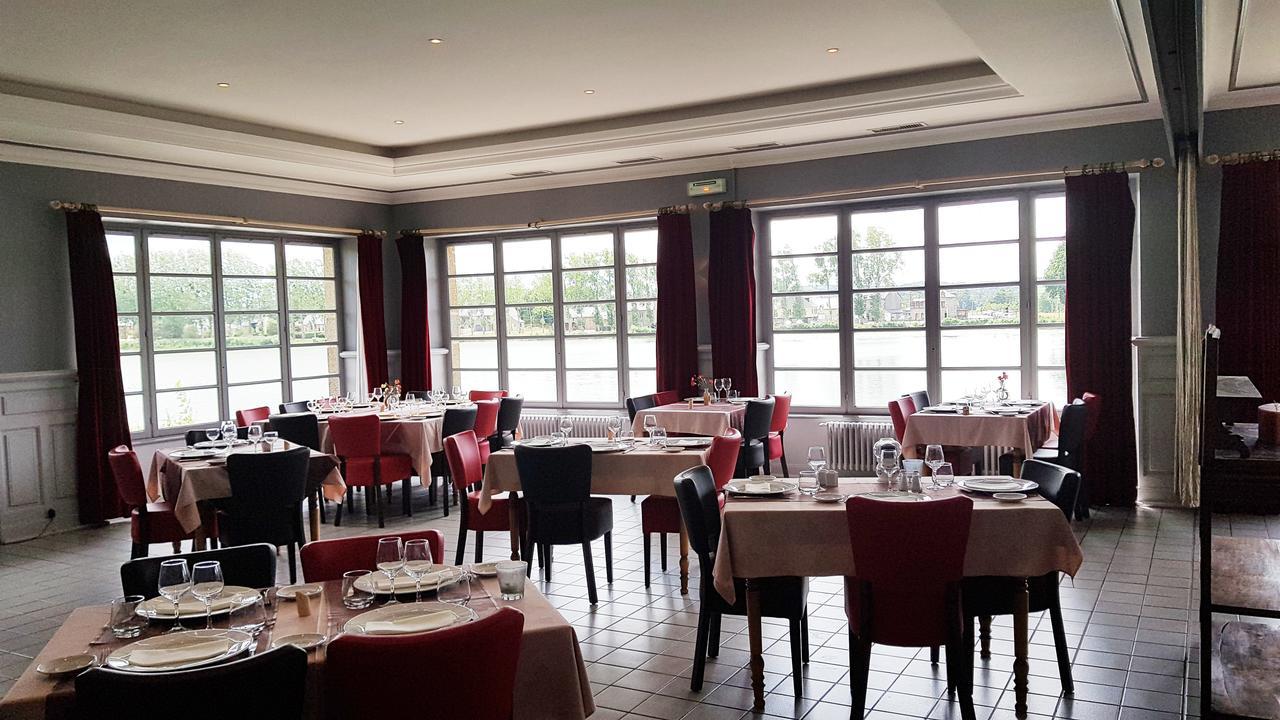 Hotel Restaurant Du Lac Combourg Exteriér fotografie