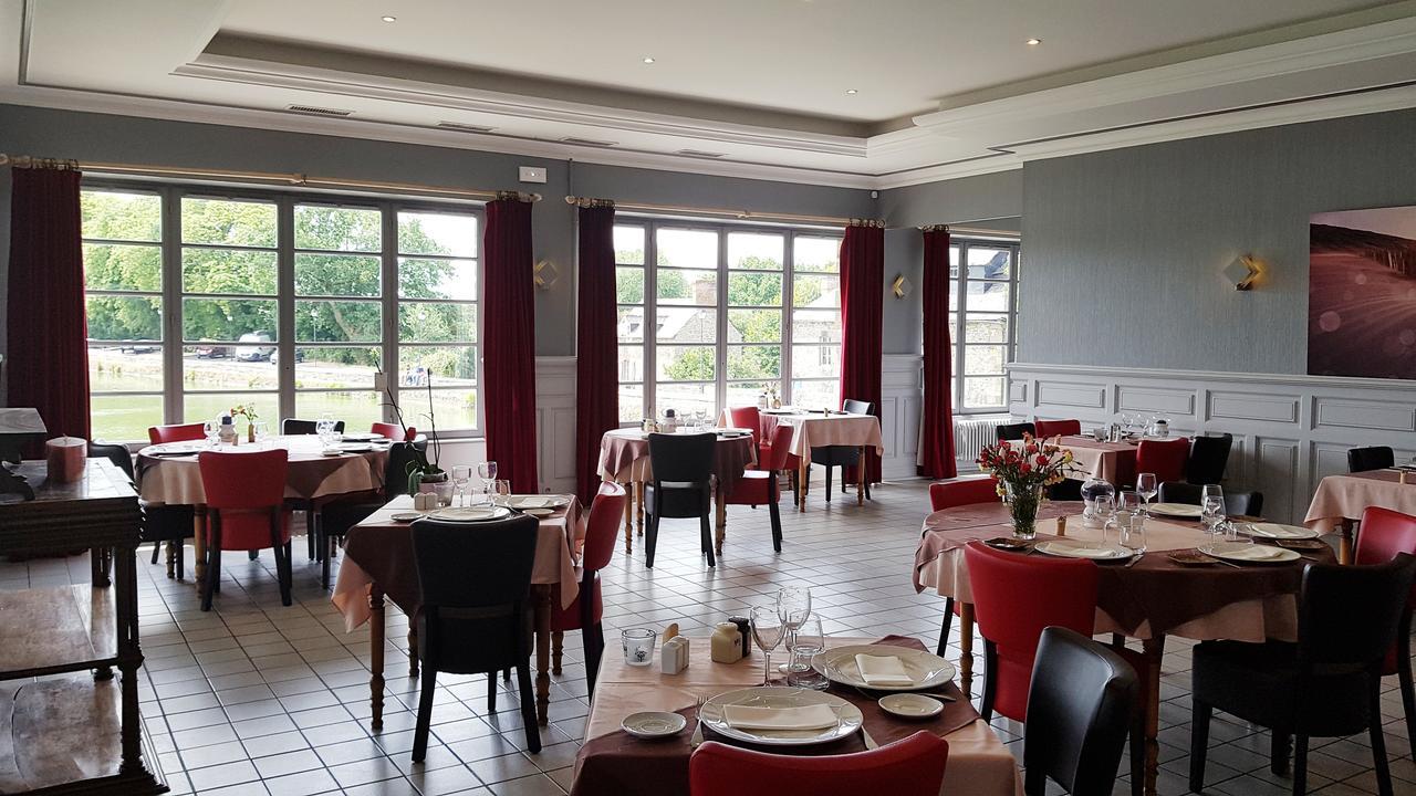 Hotel Restaurant Du Lac Combourg Exteriér fotografie